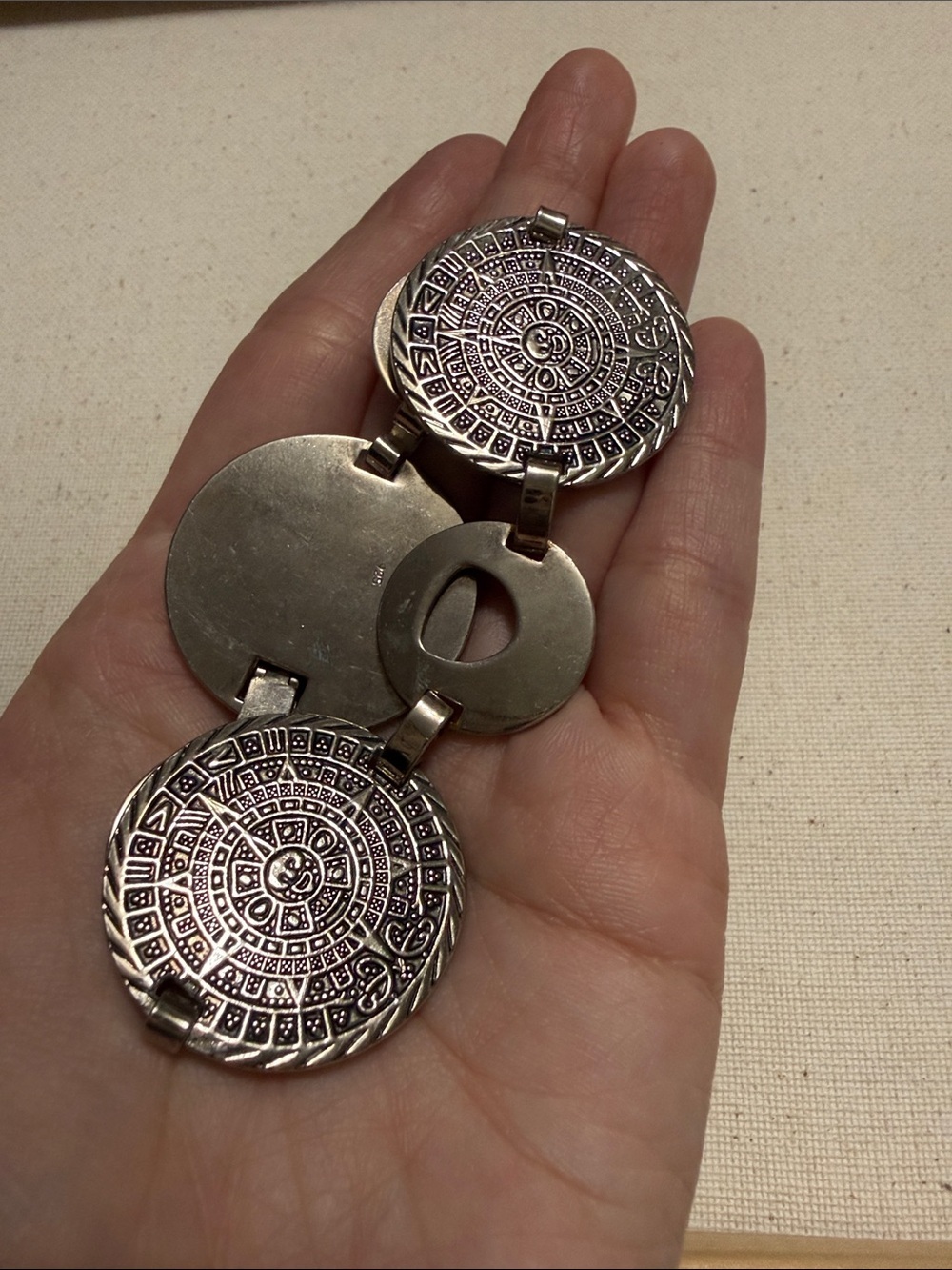 Vintage Sterling Silver 925 Mayan Calendar Medallion Link Bracelet 8’ inches